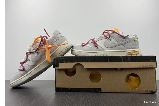 Lot DJ0950-114 35 Dunk Nike O-W Low 1107